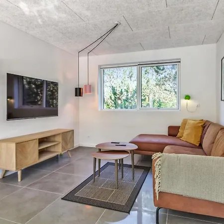 Razmo - 2-5km From The Sea By Interhome